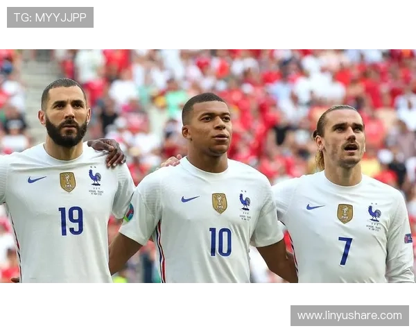 深度盘点世界杯夺冠热门球队阵容战术与冠军相预测前景走势分析 - 副本 - 副本 (2)