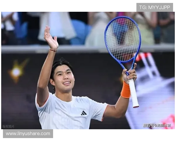 澳网赛况实时速递聚焦巅峰对决与黑马崛起全景报道今日精彩瞬间 - 副本 (2) - 副本 - 副本