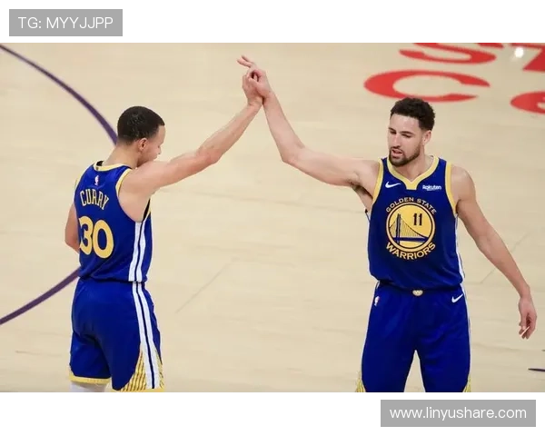 篮球数据趋势分析:探讨球队表现与球员数据变化的深度关联 - 副本 (5)