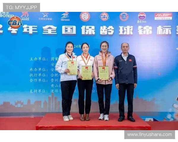 聚焦世界保龄球锦标赛巅峰对决与荣耀传奇全球高手逐梦舞台风云再起 - 副本 - 副本 (3)