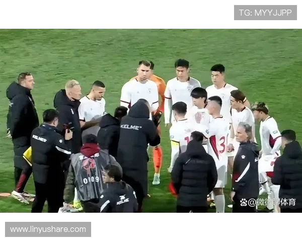 中甲赛季焦点战:各队争夺升级名额激烈对决,比赛精彩纷呈